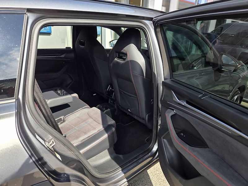 Škoda Kodiaq (2025) 2.0 TSI RS - fotka 41 z 46