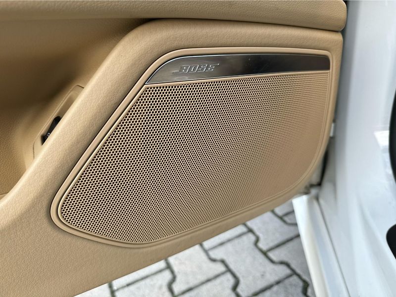 Audi A7 3.0Bitdi S-line  230kw Quattro - fotka 21 z 30
