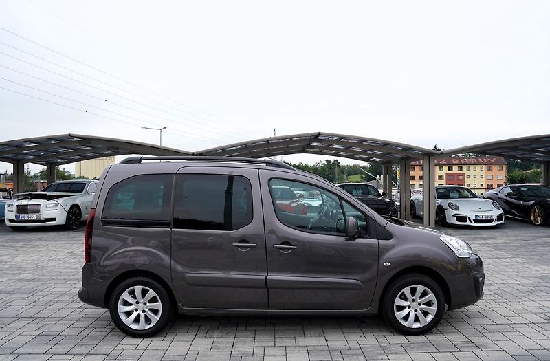 Peugeot Partner Tepee 1.6HDI Tepee OUTDOOR,120PS - fotka 7 z 38