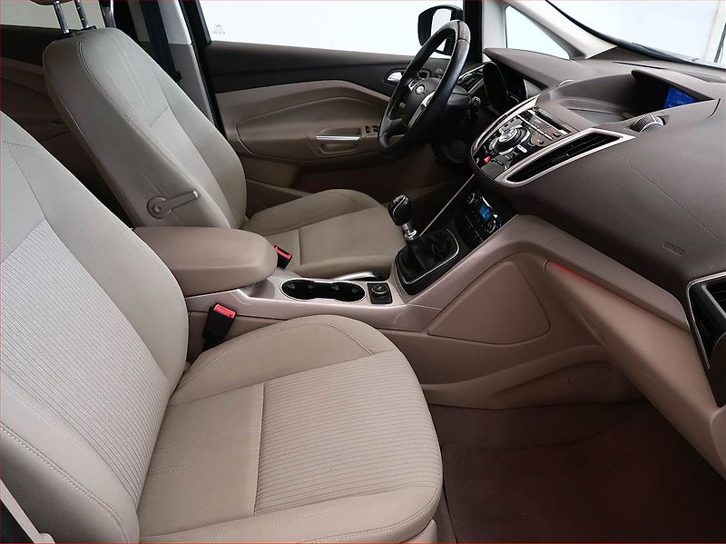 Ford Grand C-MAX (2014) 2.0 TDCi, 7 míst, Navi - fotka 9 z 19