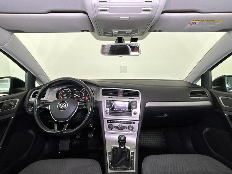 Volkswagen Golf Comfortline - fotka 5 z 26