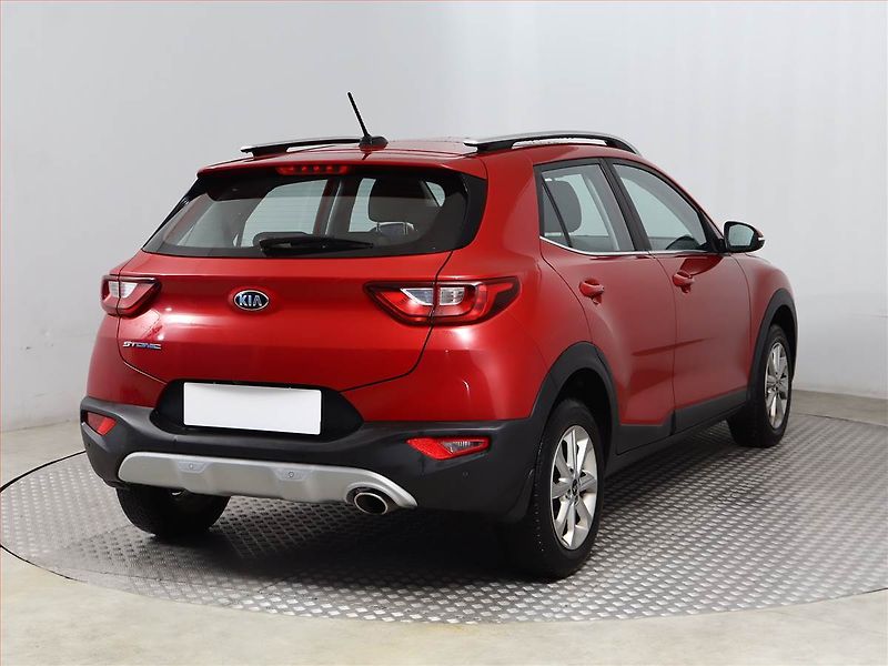 Kia Stonic (2018) 1.25 CVVT, Serv.kniha, Navi - fotka 5 z 16