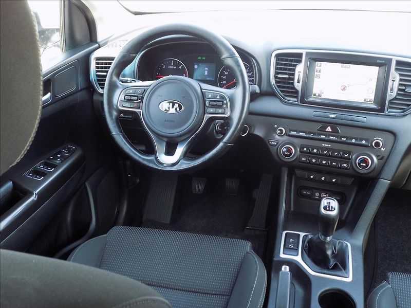 Kia Sportage 1,7 CRDi NAVI, KAMERA, 1.maj. - fotka 15 z 35