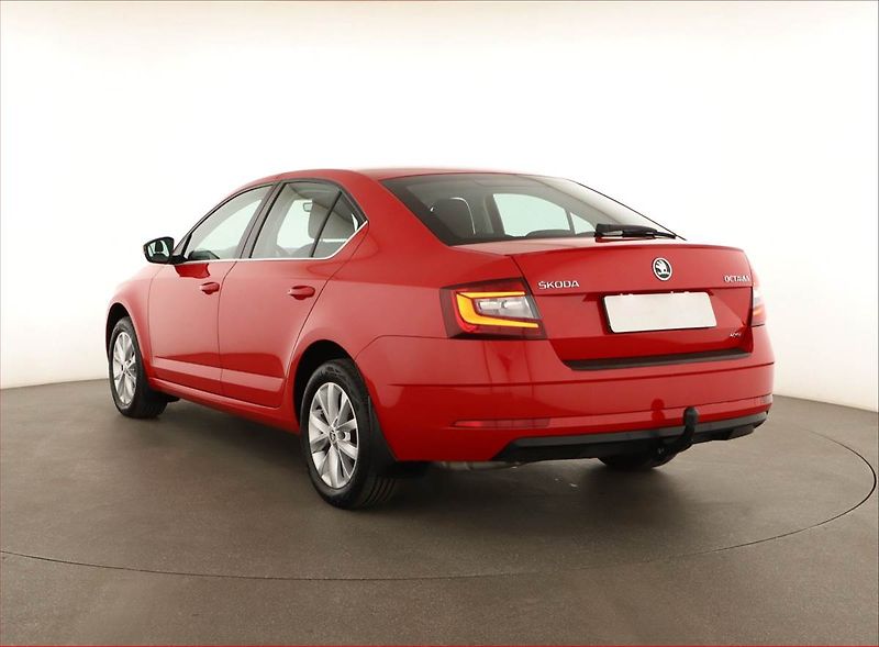 Škoda Octavia (2019) Style 2.0 TDI, 4X4, Automat - fotka 4 z 14