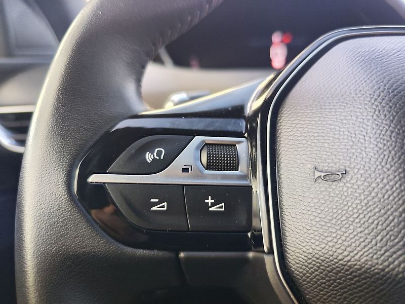 Peugeot 3008 1.2 PureTech/96kW Allure AT - fotka 24 z 34