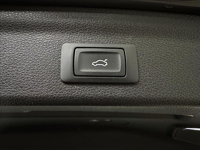 Audi Q3 45TFSI Quattro Pano - fotka 35 z 41
