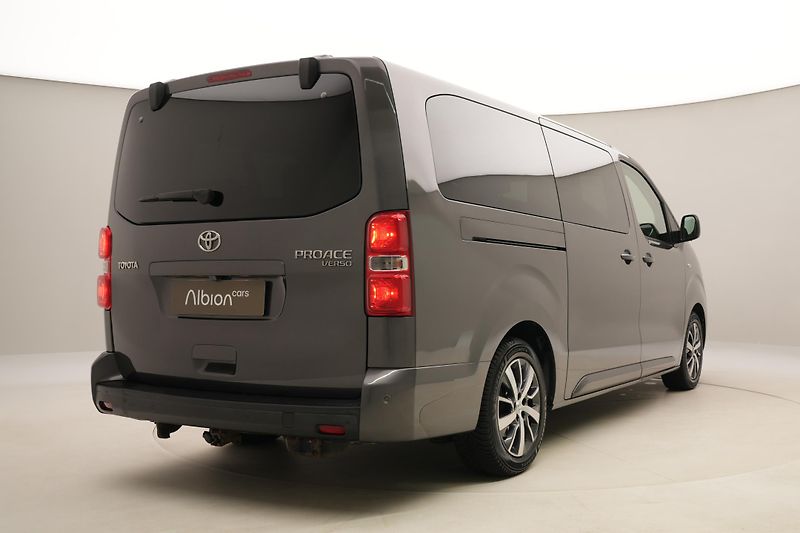 Toyota ProAce Verso 2.0 D-4D 130kW L2 AUT CZ - fotka 12 z 52