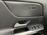 Mercedes-Benz GLA 250e s hybridní technologií EQ - náhled 12