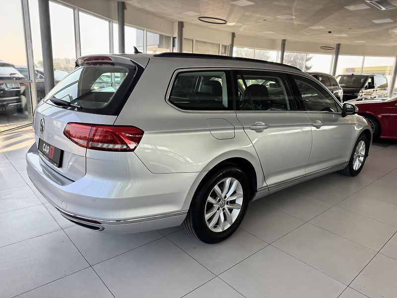 Volkswagen Passat 2,0TDI DSG 140kW*Masáž*Kam*Taž - fotka 5 z 37