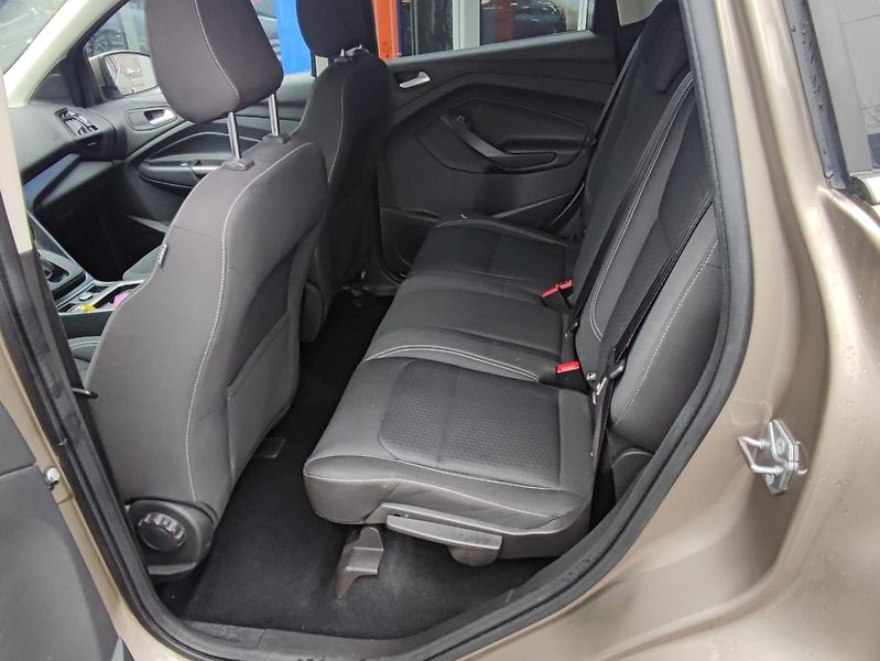 Ford Kuga (2019) - fotka 20 z 26