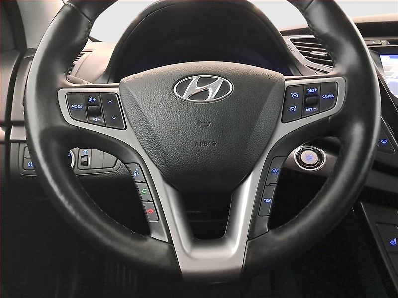 Hyundai i40 (2015) 1.7 CRDi, Serv.kniha, Navi - fotka 16 z 17