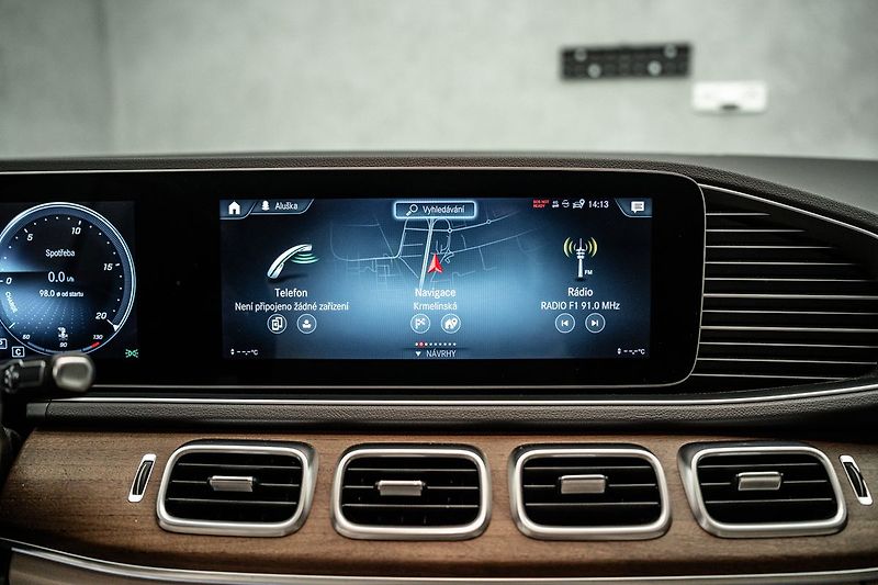 Mercedes-Benz GLE 4Matic, MBUX, 360°, tažné - fotka 28 z 30