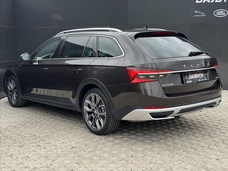 Škoda Superb 2,0 TDI 140kW Scout 4x4 DSG ČR - fotka 6 z 31