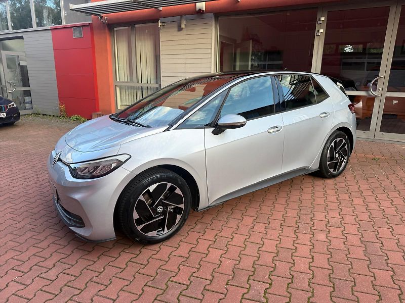 Volkswagen ID.3 (2023) Pro,62kWh,ACC,LED,Facelift2024 - fotka 2 z 21