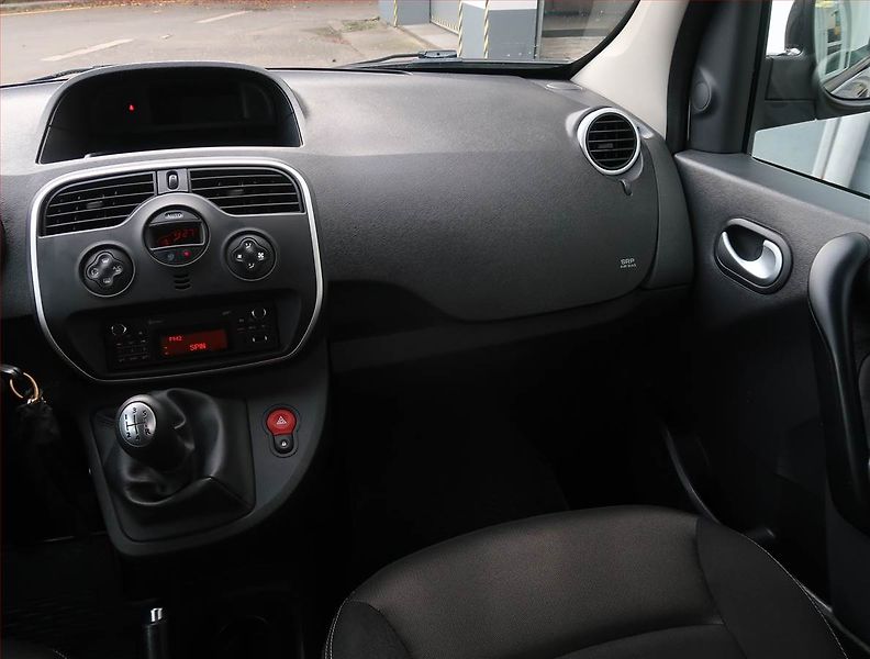 Renault Kangoo (2017) 1.5 dCi, 5Míst, ČR, 1Maj, DPH - fotka 8 z 16