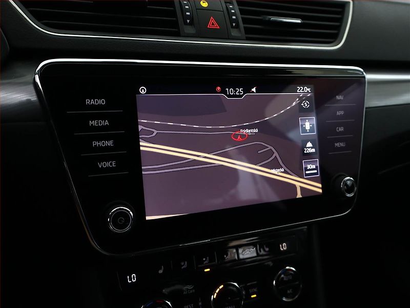 Škoda Superb (2019) Ambition Plus 2.0 TDI, Automat - fotka 15 z 20