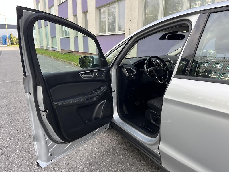 Ford S-MAX 2,0 TDCI /Trend + / servis.kn. - fotka 9 z 36