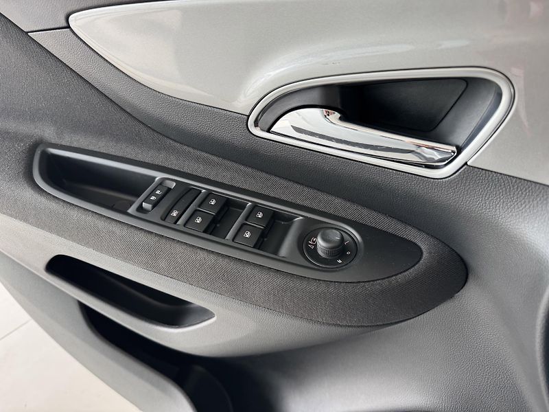Opel Mokka 1,4T 103kW*TopStav*1.Maj*ČR - fotka 28 z 32