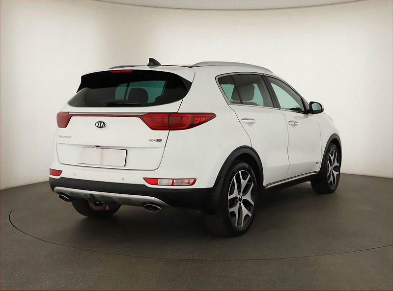 Kia Sportage (2016) 2.0 CRDi, 4X4, Automat, Kůže - fotka 5 z 19