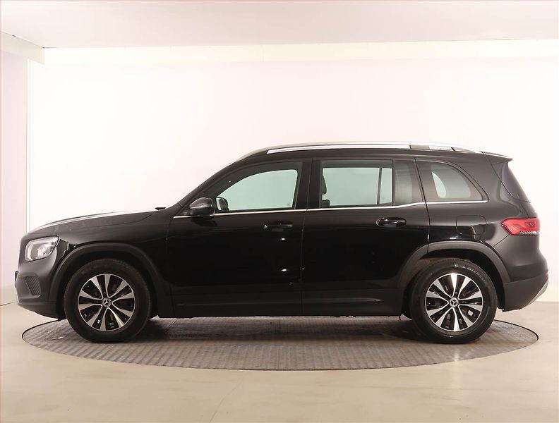 Mercedes-Benz GLB (2022) Progressive 200, digi klima - fotka 3 z 22