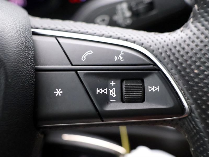 Audi Q3 2,0 35TDI  S-tronic CZ S-line - fotka 24 z 39