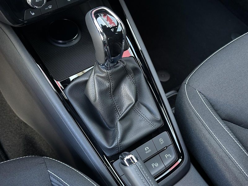 Škoda Kamiq 1.5TSi DSG Monte Carlo 150PS M - fotka 29 z 35