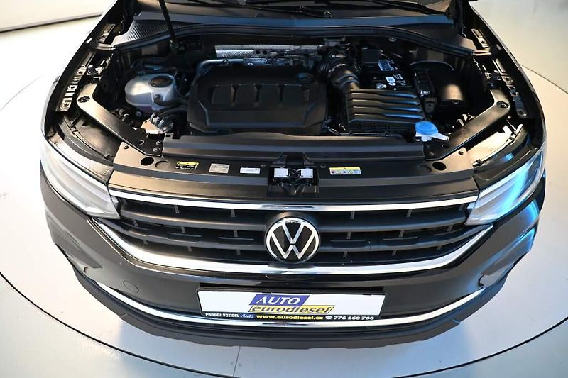 Volkswagen Tiguan (2022) 2.0 4Motion LED DSG Life ACC T - fotka 35 z 38