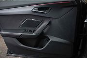 Skvělé audio Sennheiser se rozhodně vyplatí zaškrtnout v příplatkové výbavě.