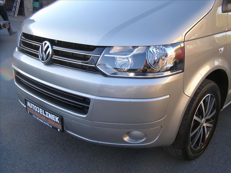 Volkswagen Multivan 2,0   1 MAJITEL 2xsoupacky 180 - fotka 10 z 41