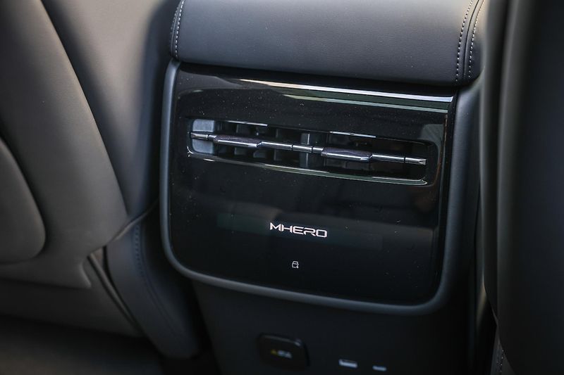 Dongfeng Ostatní (2026) M-HERO 817 II E1+a - fotka 23 z 34