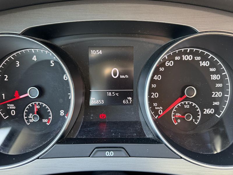 Volkswagen Golf Sportsvan 1.2 TSI DIGIKLIMA SERVISKA - fotka 18 z 32