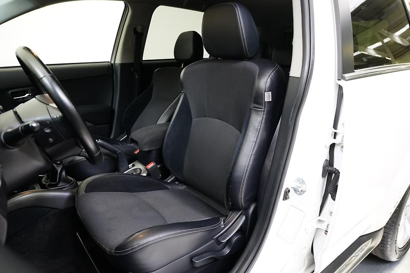 Mitsubishi Outlander - fotka 11 z 24