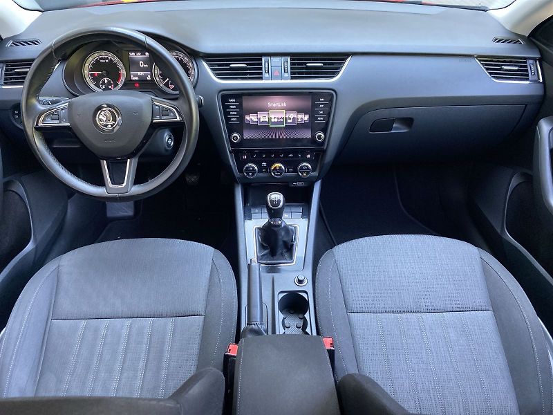 Škoda Octavia (2018) Combi 1.6 TDI Style - fotka 5 z 32