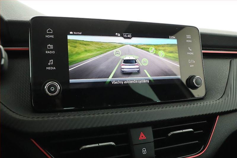 Škoda Kamiq (2025) 1.0 TSI, MONTE CARLO, KEYLESS - fotka 17 z 19