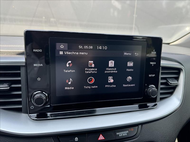 Kia Ceed 1,6 CRDI 100kW Exclusive ČR DP - fotka 20 z 30