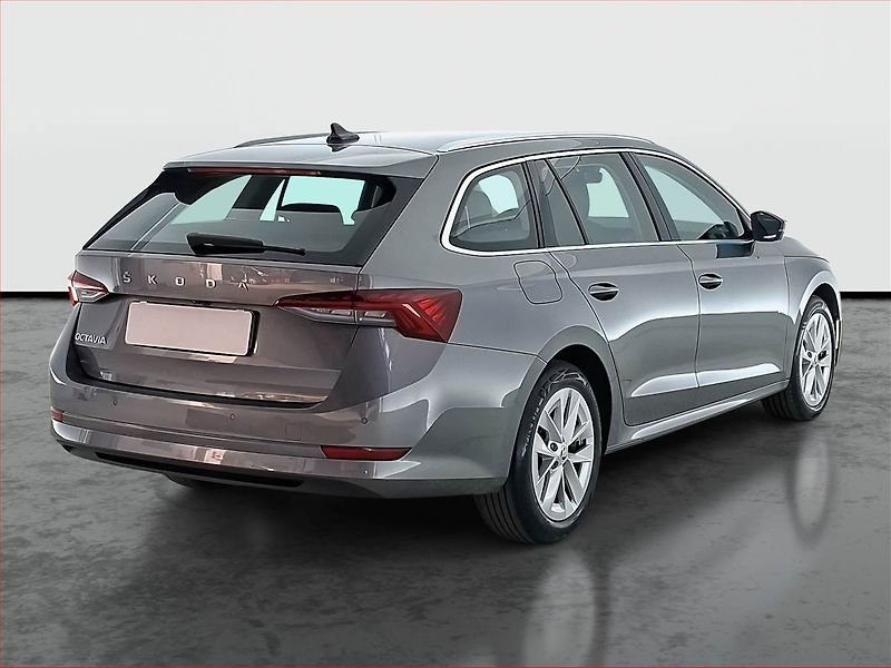Škoda Octavia (2022) Style 2.0 TDI, ČR,1.maj - fotka 5 z 16
