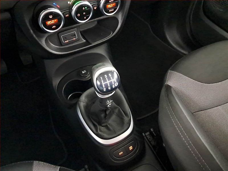 Fiat 500L (2015) 0.9 TwinAir, 7 míst, nová STK - fotka 13 z 20