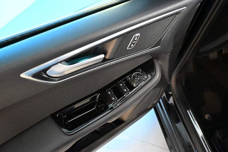 Ford S-MAX (2020) 2.0 LED ACC SONY Tažné Webasto - fotka 15 z 39