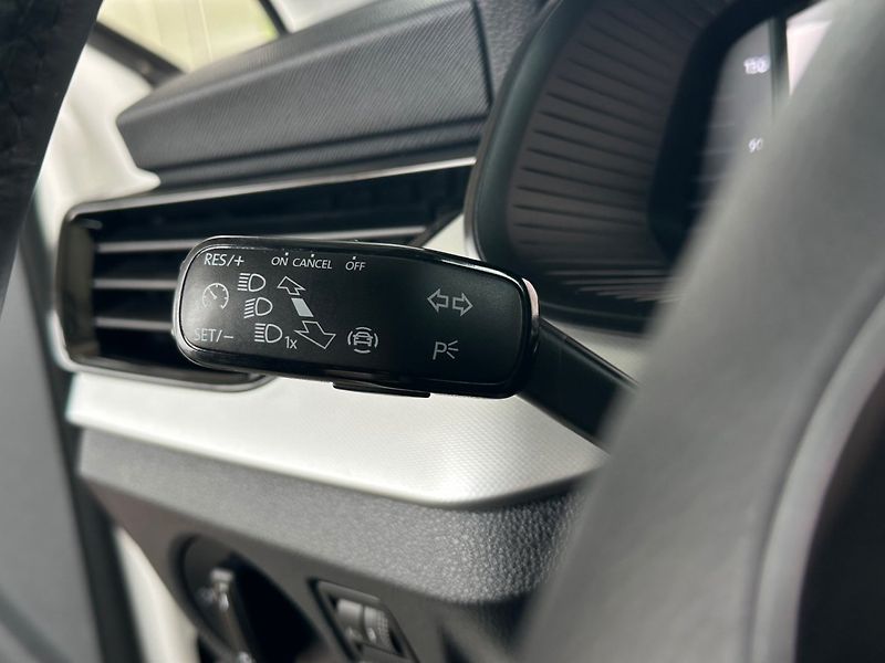Škoda Kamiq (2020) 1.0TSi VIRTUAL,NAVI, - fotka 16 z 19