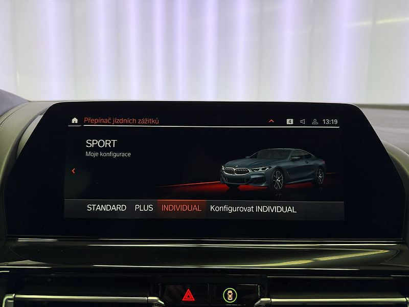 BMW M8 M850 xDrive M-SPORT, H&K, HUD, - fotka 19 z 36