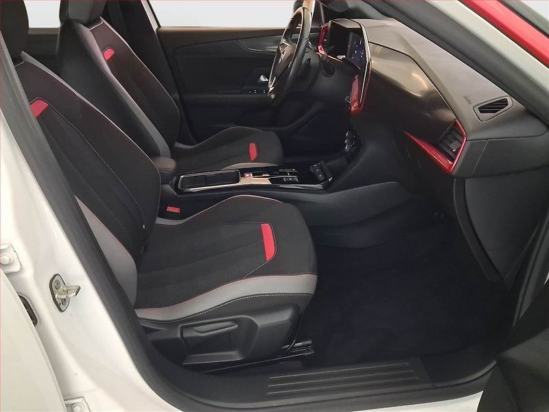 Opel Mokka (2021) GS-Line 1.2 Turbo, Automat, ČR - fotka 9 z 18