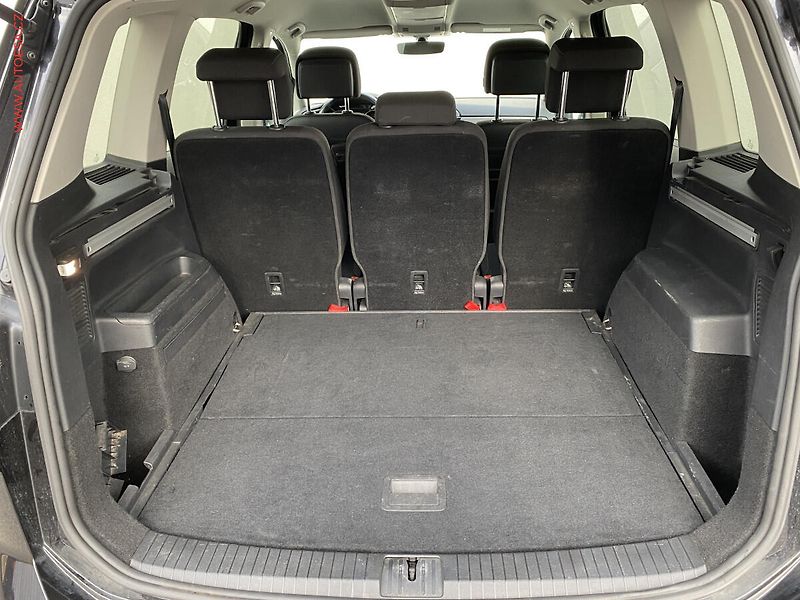 Volkswagen Touran (2017) 1.6 TDi, STK11/27 - fotka 7 z 19