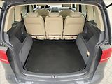 Volkswagen Touran 2,0 TDi 103kw DSG Highline Pan - náhled 9