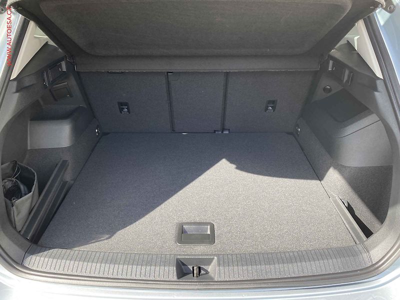 Volkswagen Tiguan (2025) 1.5 e-TSi, 1.maj,ČR, Life - fotka 7 z 20