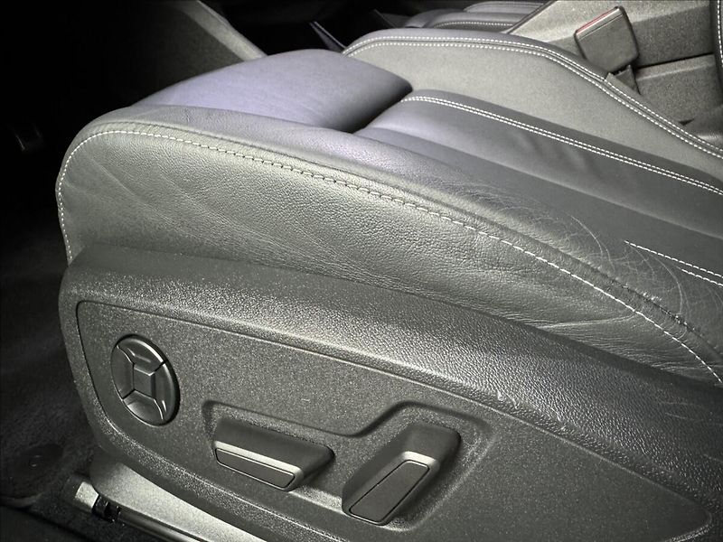 Audi Q4 e-tron 40 S-Line LED Matrix Assist - fotka 22 z 50