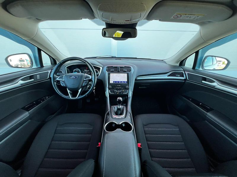 Ford Mondeo 2.0Ecoblue 110kW Business  - fotka 6 z 23