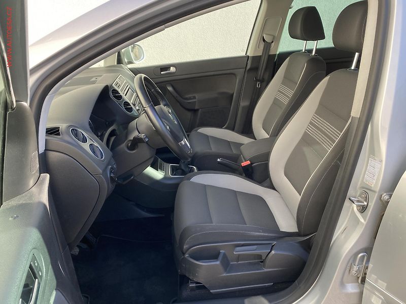Volkswagen Golf Plus (2013) 1.2 TSi, Life, TZ - fotka 9 z 17