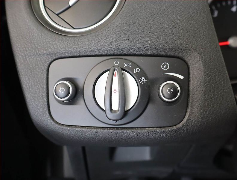 Ford Mondeo (2011) 1.6 EcoBoost, Xenony, Tempomat - fotka 19 z 21