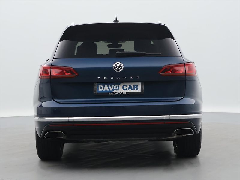 Volkswagen Touareg 3,0 TDI 210kW 4M LED DPH CZ - fotka 6 z 39