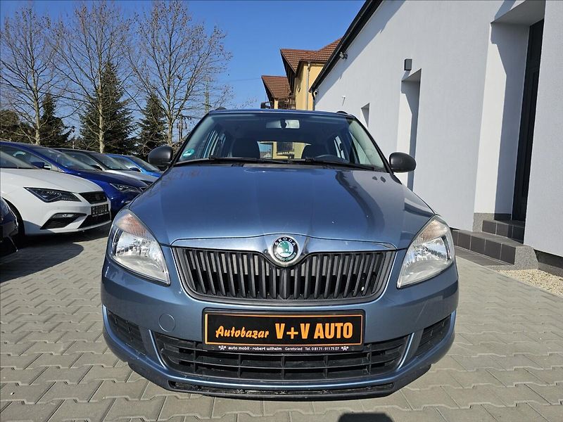 Škoda Fabia II 1,2TSi 63KW CLASIC KLIMA - fotka 2 z 38